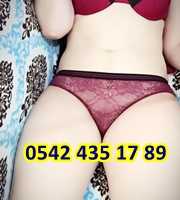 Erdemli Escort Bölgesindeki En Gözde Kız: Işıltılı Saçları ve Göz Alıcı Figürüyle