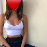 Mersin Merkez'deki Göz Alıcı Kızımızın Portresi